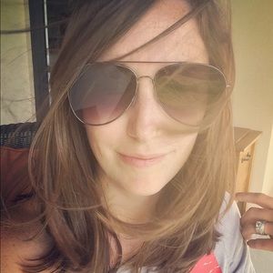 Meet your Posher, Amy